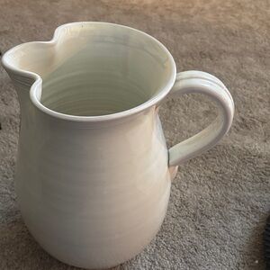 Global Views Pitcher